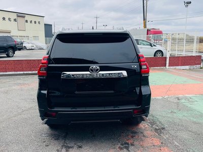 TOYOTA LAND CRUISER PRADO - 10