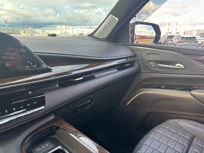 صورة مصغرة 44 لـ 2023 Cadillac ESCALADE