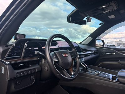 صورة مصغرة 28 لـ 2023 Cadillac ESCALADE