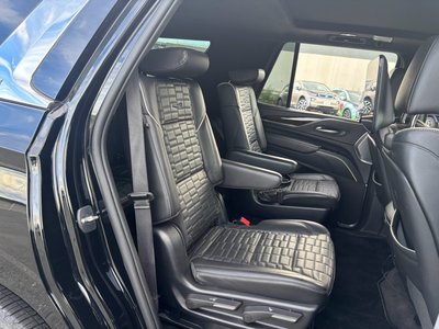 صورة مصغرة 65 لـ 2023 Cadillac ESCALADE