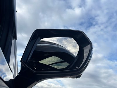 صورة مصغرة 51 لـ 2023 Cadillac ESCALADE