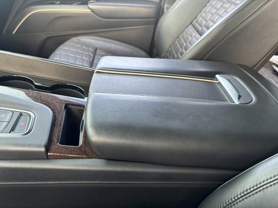 صورة مصغرة 42 لـ 2023 Cadillac ESCALADE