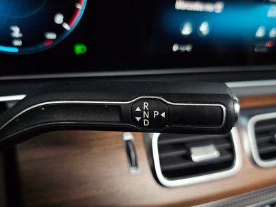 MERCEDES-BENZ GLS - 9