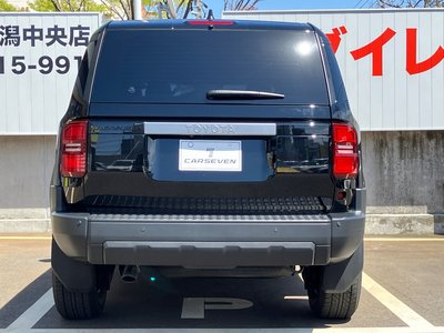 TOYOTA LAND CRUISER 250 - 7