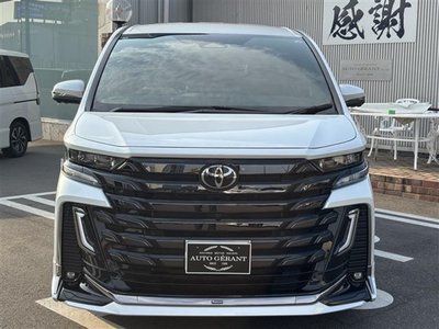 2025 Toyota VELLFIRE — фото 3