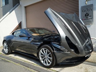 ASTON MARTIN DB11 - 7