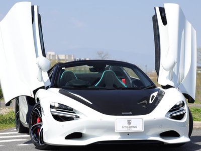 MCLAREN 750S SPIDER - 2