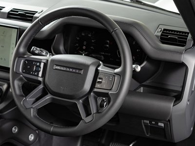 صورة مصغرة 35 لـ 2025 LAND Rover DEFENDER