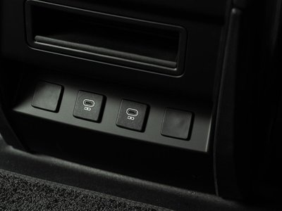 صورة مصغرة 28 لـ 2025 LAND Rover DEFENDER
