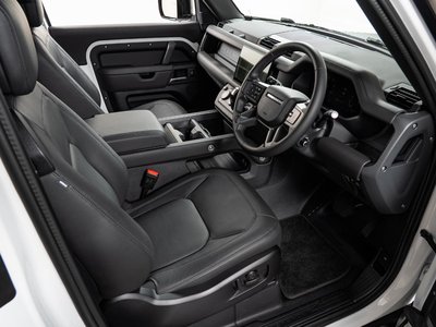 صورة مصغرة 30 لـ 2025 LAND Rover DEFENDER