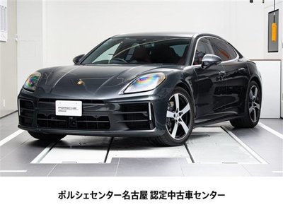 PORSCHE PANAMERA - 1