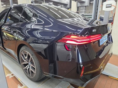 صورة 3 لـ 2024 BMW I5