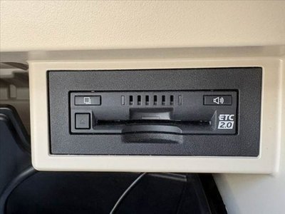 TOYOTA LAND CRUISER PRADO - 7