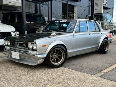 NISSAN SKYLINE - 10