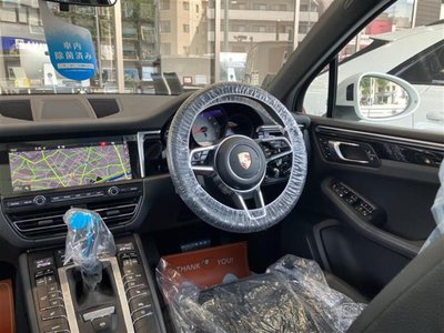 2019 Porsche MACAN — миниатюра 34