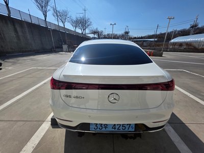MERCEDES-BENZ EQS - 4