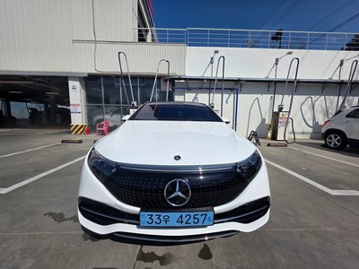 MERCEDES-BENZ EQS - 2