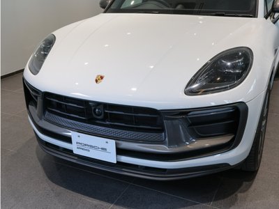 PORSCHE MACAN - 7