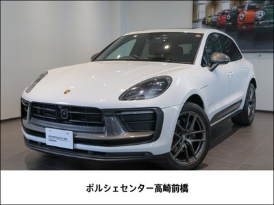 PORSCHE MACAN - 1