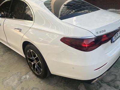 MERCEDES-BENZ E-CLASS - 3