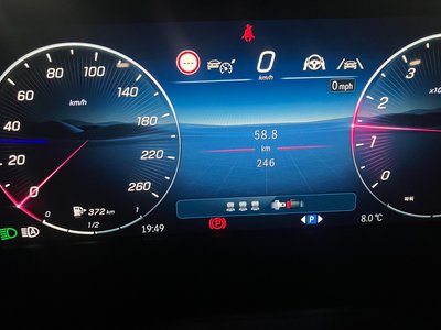 MERCEDES-BENZ E-CLASS - 10