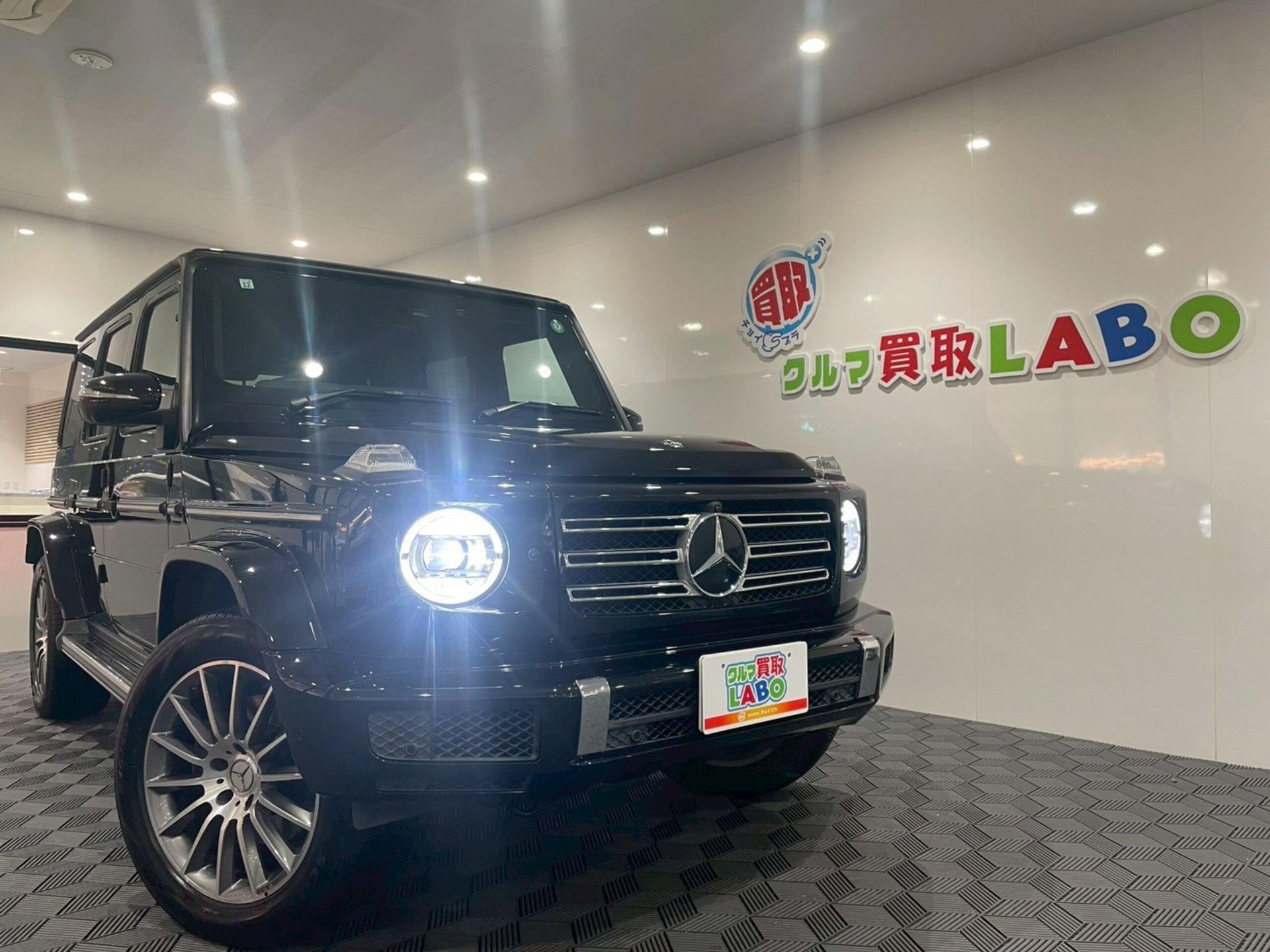 MERCEDES-BENZ G-CLASS - View 1