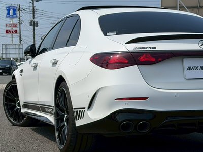 MERCEDES-BENZ E-CLASS AMG - 8