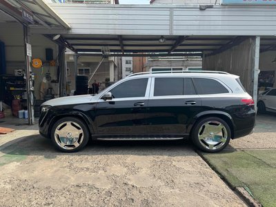 MERCEDES-BENZ GLS - 5