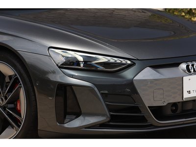 2021 AUDI RS E-TRON GT — фото 29