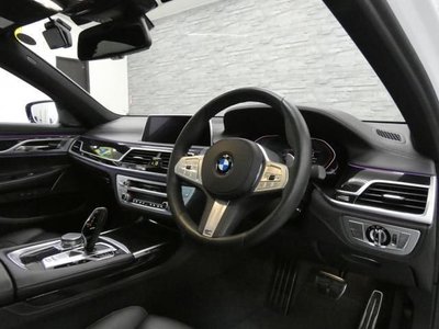 BMW 7 SERIES - 3