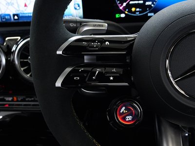 2025 Mercedes-BENZ A-CLASS AMG — миниатюра 25