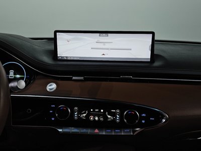 2022 Genesis GV70 thumbnail 16