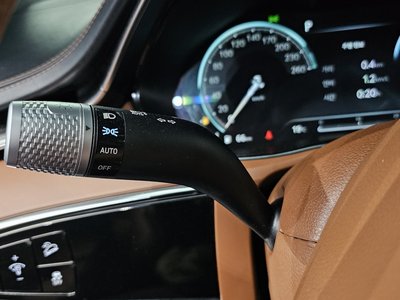 2022 Genesis GV70 thumbnail 27
