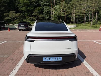 صورة 4 لـ 2025 Tesla MODEL Y