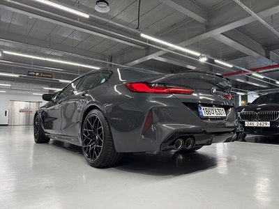 صورة 6 لـ 2021 BMW M8