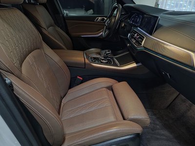 2022 BMW X5 — миниатюра 12
