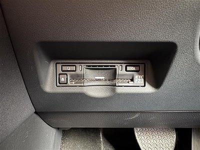 TOYOTA VELLFIRE - 6