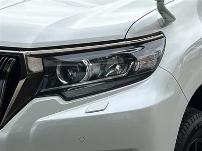 TOYOTA LAND CRUISER - 5