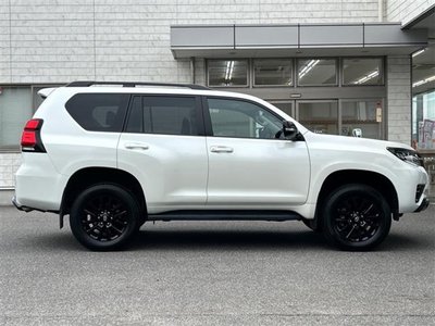 TOYOTA LAND CRUISER - 10