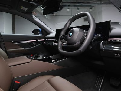 BMW 5 SERIES - 3