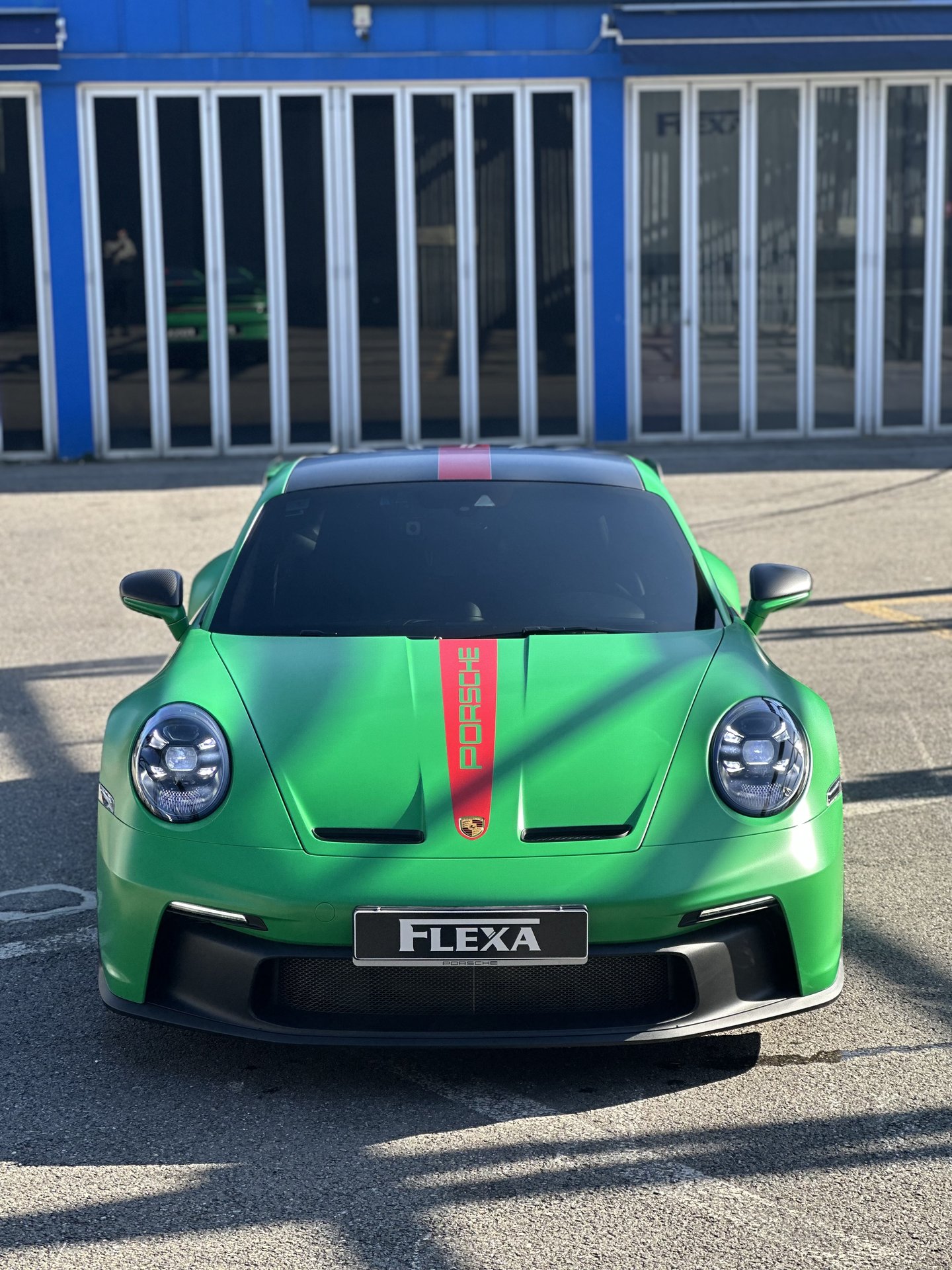 PORSCHE 911 - View 1