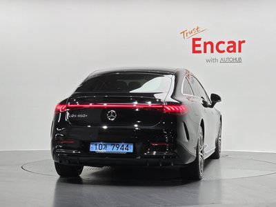 MERCEDES-BENZ EQS - 3