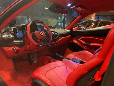 FERRARI F8 TRIBUTO - 2