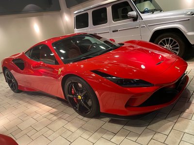 FERRARI F8 TRIBUTO - 8