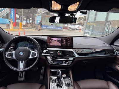 BMW GRAN TURISMO - 5