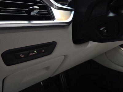 2025 BMW X5 thumbnail 28