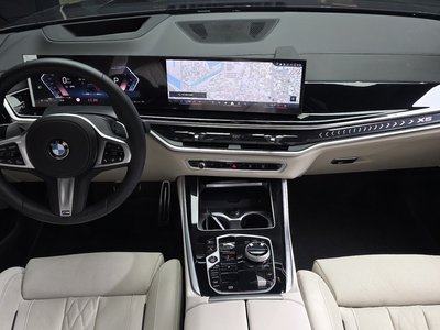 2025 BMW X5 thumbnail 5