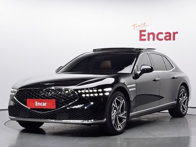 صورة 1 لـ 2022 Genesis G90 (RS4)