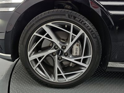 صورة 6 لـ 2022 Genesis G90 (RS4)