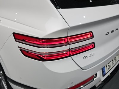 GENESIS GV80 - 10